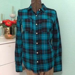 Mossimo plaid button down shirt